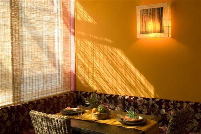 Bed and Breakfast Garni Cremona Брессаноне Екстер'єр фото